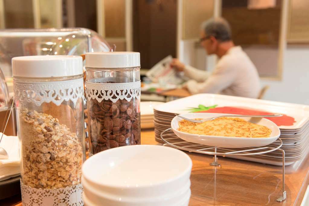Cit'hotel Centre - Lion D'or Hotel 2*